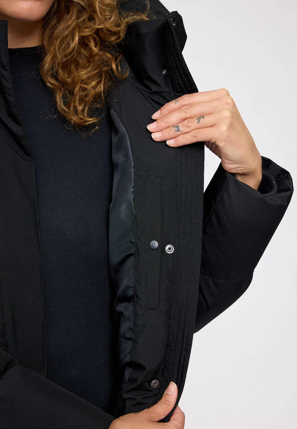 Mazine - Basic Puffer Jacket - Black
