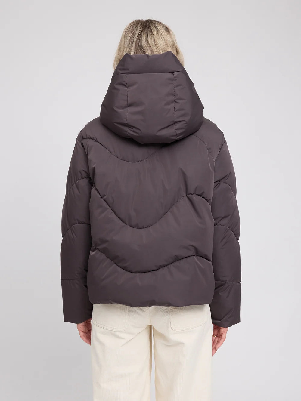 Mazine - Waves Quilt Short Puffer Jacket - eggplant