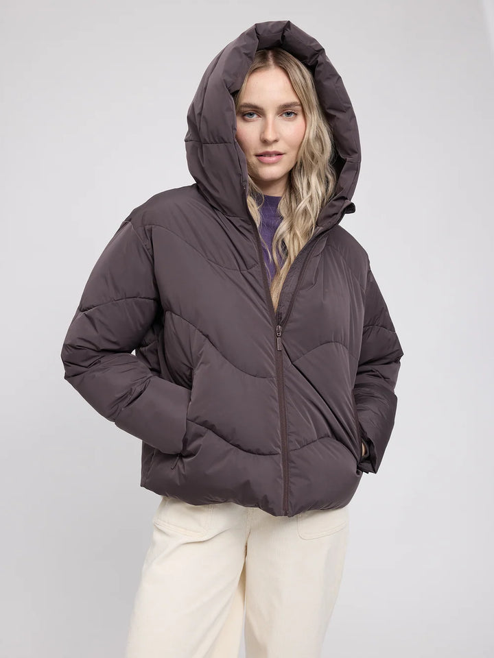Mazine - Waves Quilt Short Puffer Jacket - eggplant
