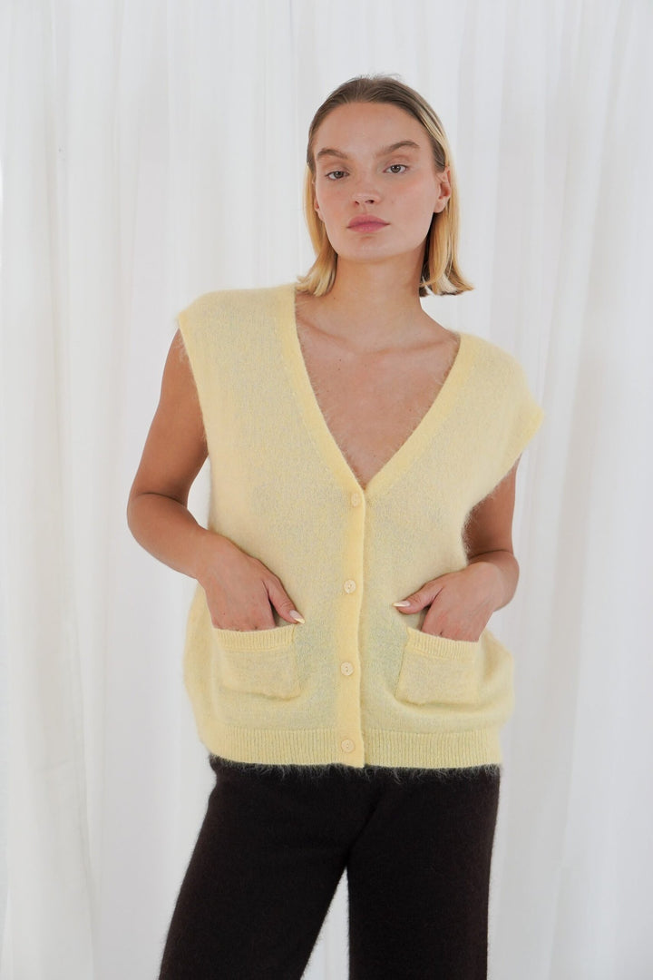 TWNS the label - Castlerock Sleeveless vest - Butter yellow