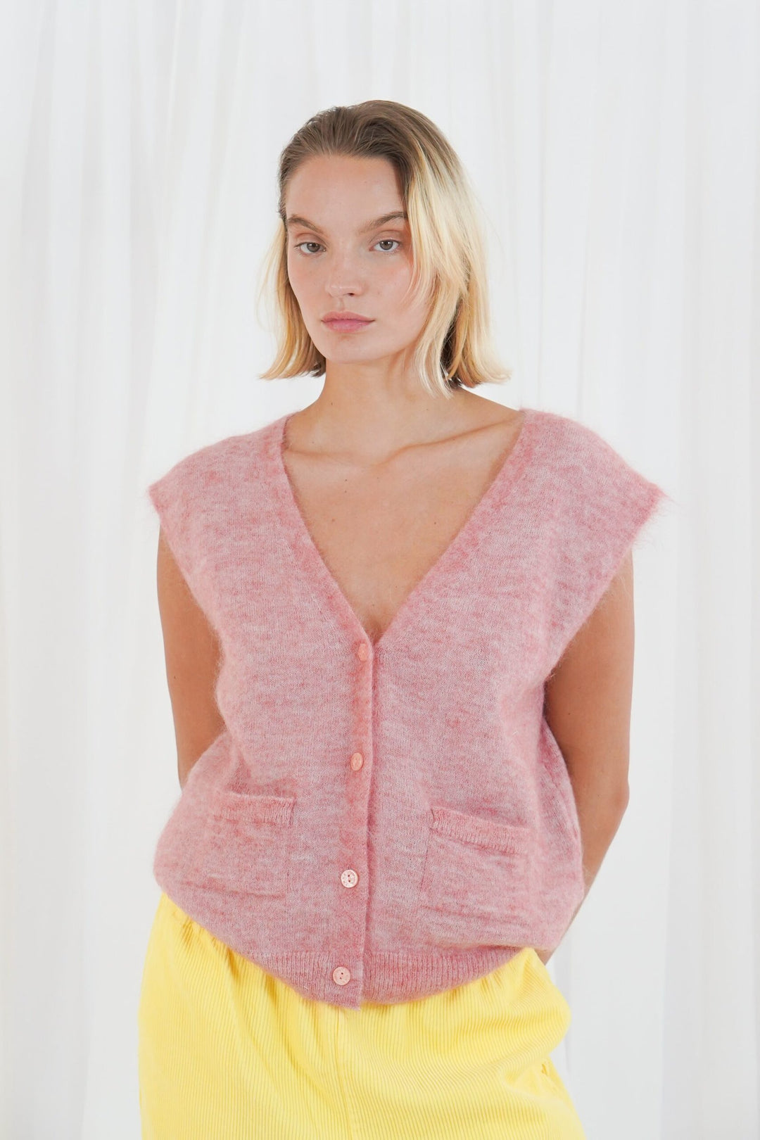 TWNS the label - Castlerock Sleeveless vest - Old Pink