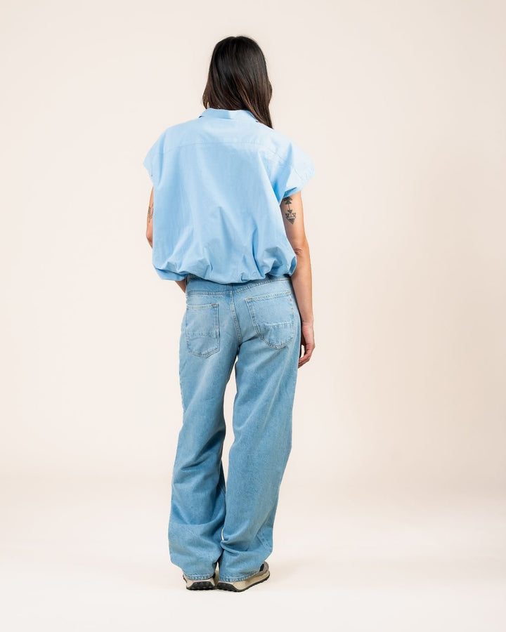 Kuyichi - Dilek Mouwloze Blouse - Sky Blue