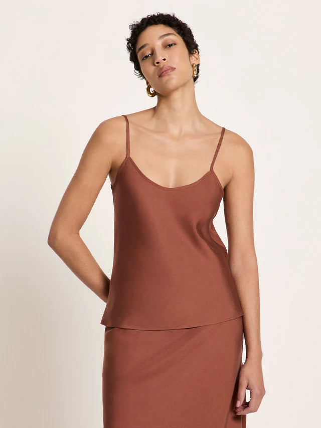 Lanius - Tank Top van TENCEL - Dark Mocha