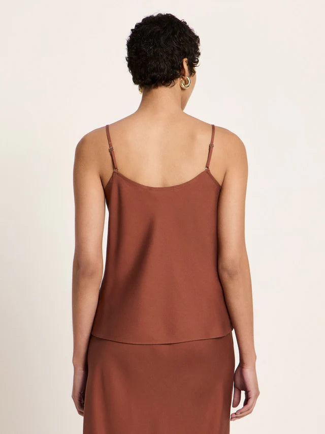 Lanius - Tank Top van TENCEL - Dark Mocha