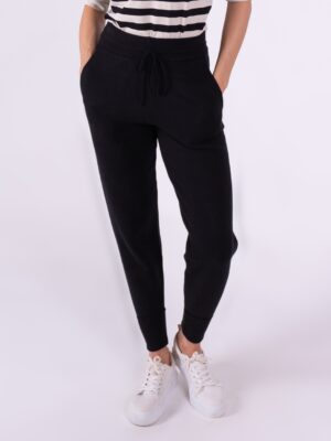 the clothed jogger arhus black