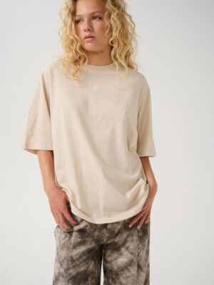 Gestuz - GZerica T-shirt - Ancient Scroll