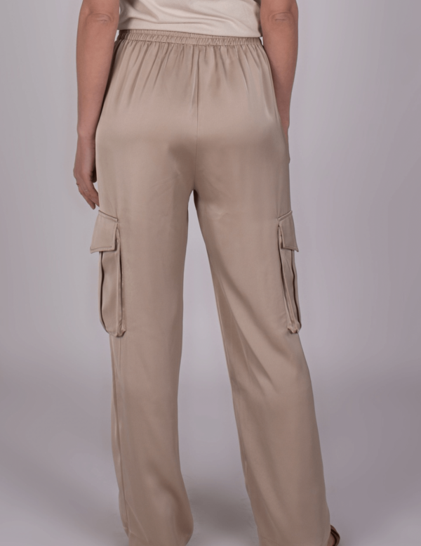 The Clothed - Cargopants Beja - Perfectly Pale
